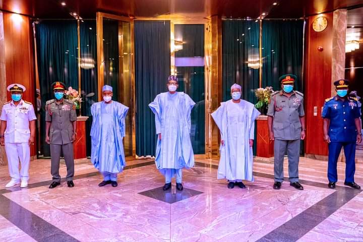 Buhari and the newly appointed Service Chiefs
