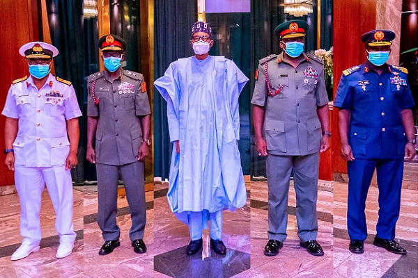 President Buhari with the new service chiefs