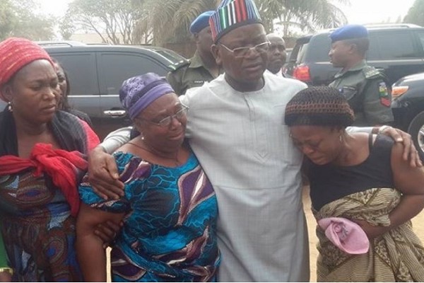 Governor Samuel Ortom of Benue State consoling women whose family members were massacred by Fulani herdsmen