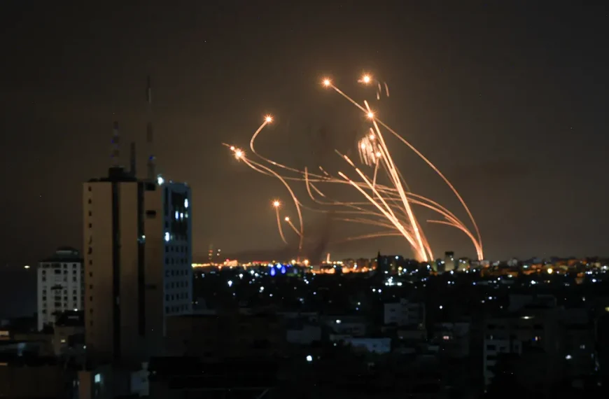 Iran attacks Israel
