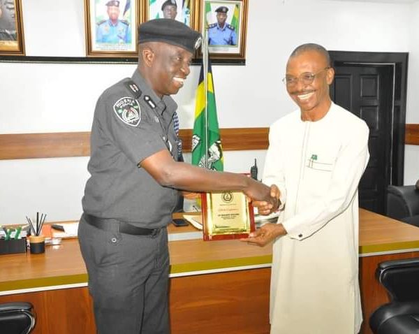 NDDC Rep pays Courtesy Visit to State Police Command