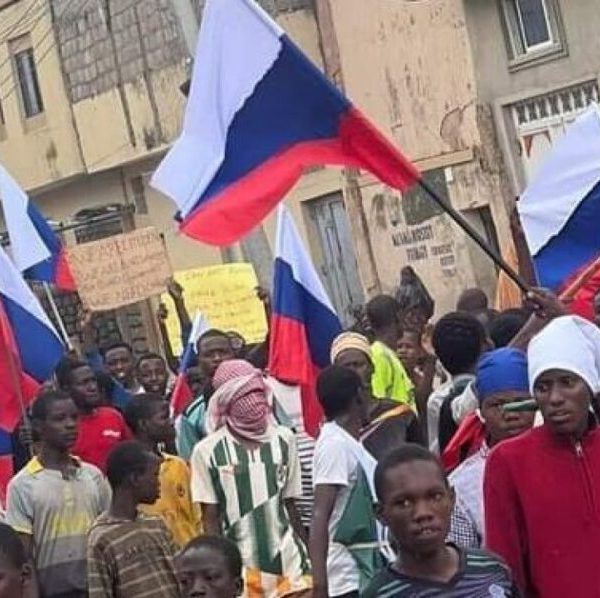 Russian flags among #EndBadGovernance protesters could be Tinubu’s strategy to discredit protest before int’l community