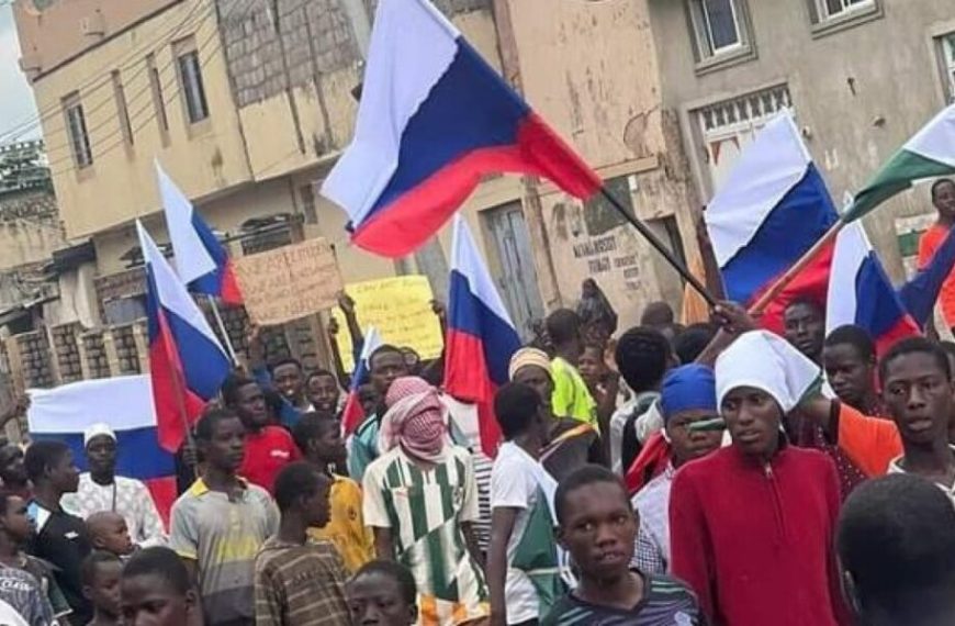 Russian flags among #EndBadGovernance protesters could be Tinubu’s strategy to discredit protest before int’l community