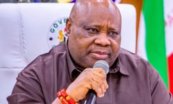 You be threat to democracy – Adeleke dey fire Ganduje, dey ask Tinubu make e warn APC chairman