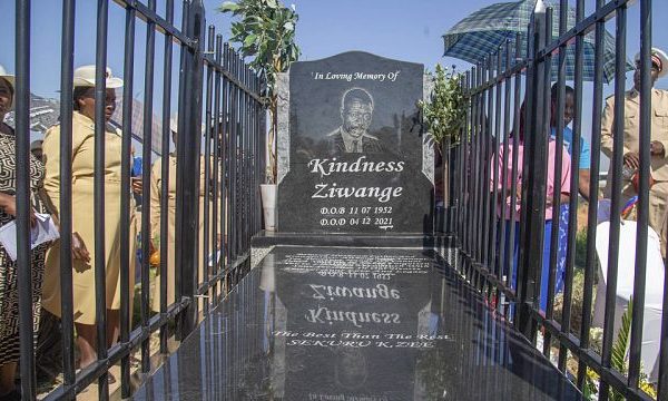 Zimbabwe: The tradition of the tombstone unveiling festival