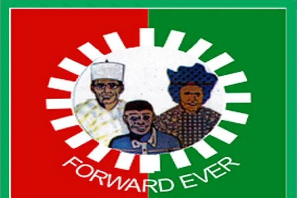 Defections: Labour Party don dey suffer big setback ahead 2027