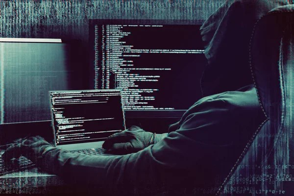 Hackers Drain $5.36M From Ova 40 Addresses: ZachXBT