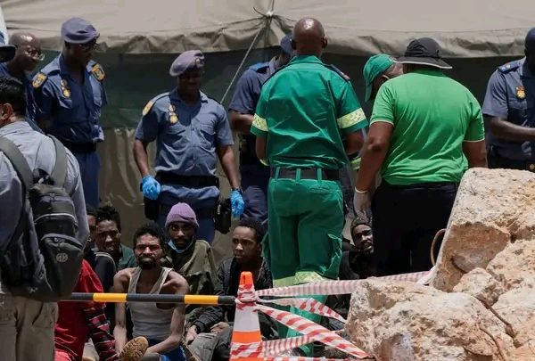 60 corpses recovered from “illegal mine”
