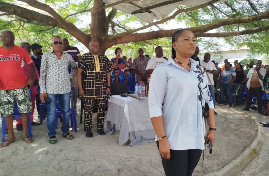 Christmas: Eunice Thomas hosts Ibeno APC, accommodates other parties, Nigerians
