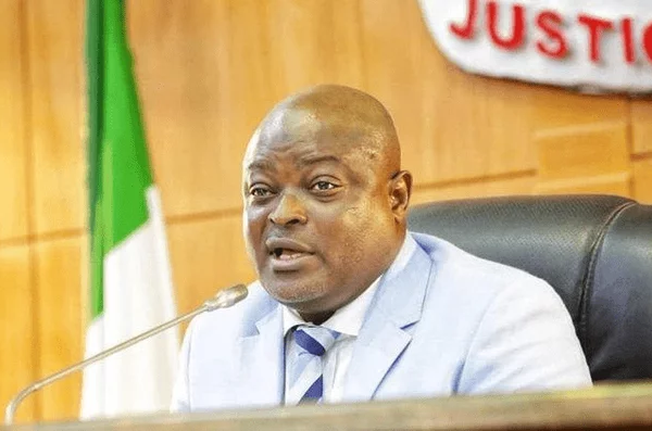 DSS grills Lagos lawmakers over Obasa’s petition, releases them after questioning