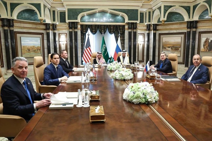 High-stakes meeting between U.S. and Russian officials in Saudi Arabia
