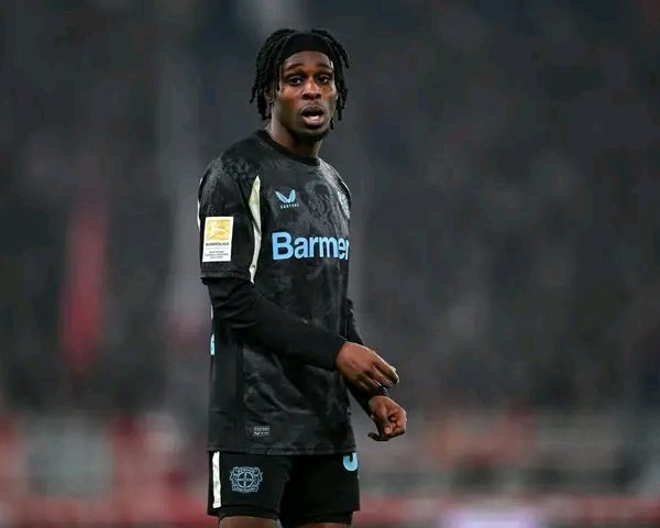 Alexander-Arnold’s replacement: Frimpong’s agent arrives Liverpool