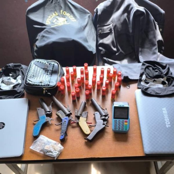 Akwa Ibom: Police burst robbery syndicate, recover arms, stolen items