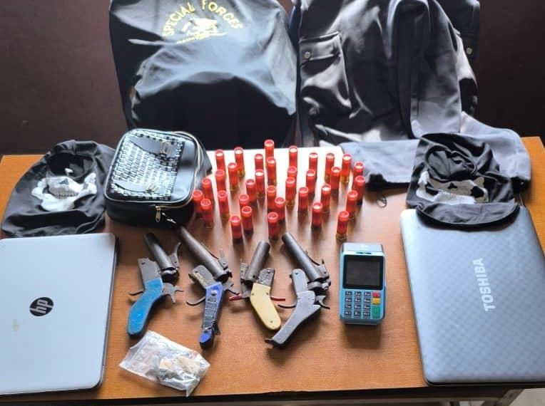 Akwa Ibom: Police burst robbery syndicate, recover arms, stolen items