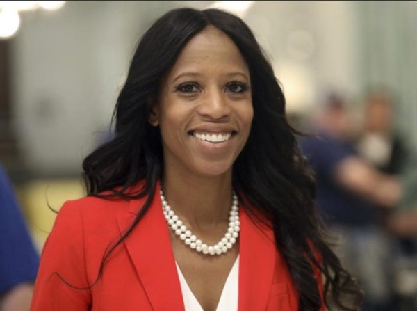 Ex-U.S. lawmaker, Love Mia, dies at 49