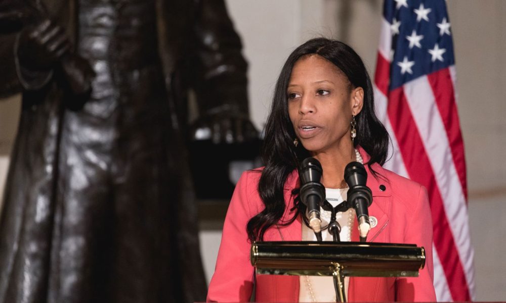US First congresswoman dies at 49