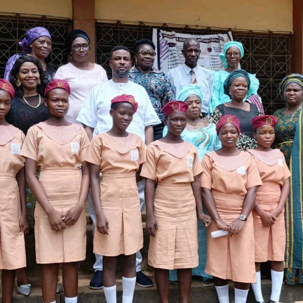 Edge tech solutions donates N5 million computers to school