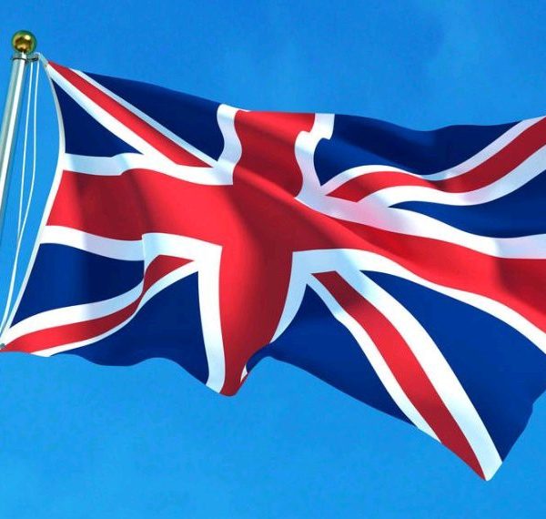 UK university awards £5,000 scholarships to 200 postgraduates