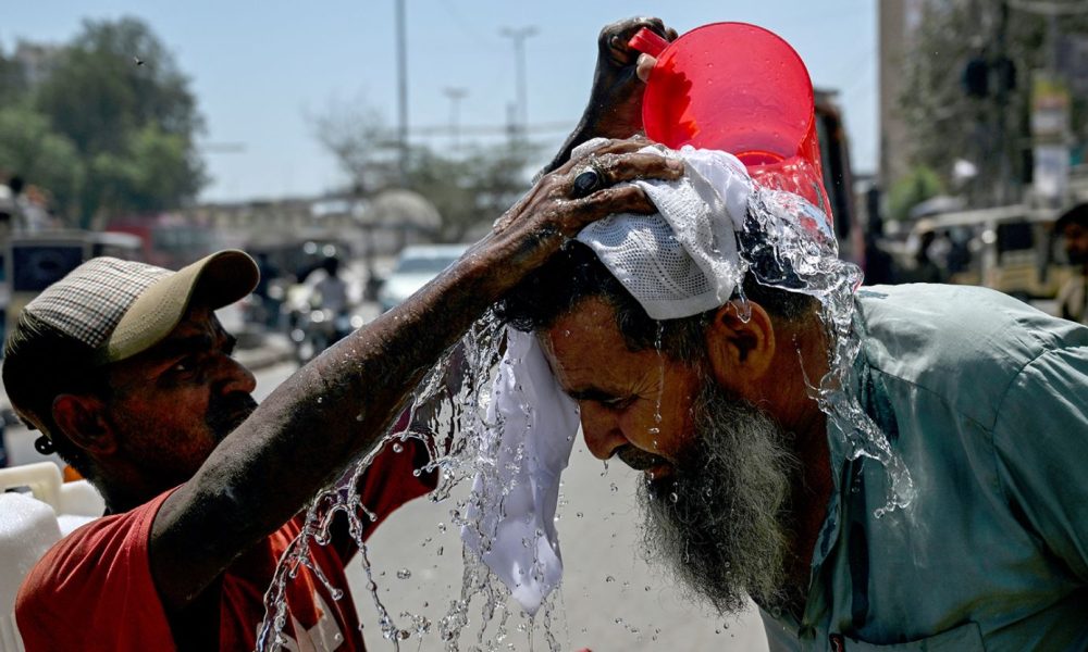 Extended heatwaves in India, Pakistan, test the survivability limits of citizens
