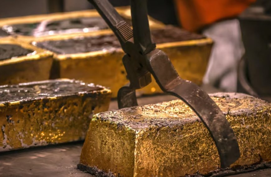 Oil and gold prices surge, following Israel's attacks on Iran