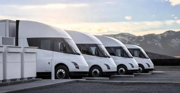 Tesla Semi’s struggles: Delays, price hikes, an uncertain future