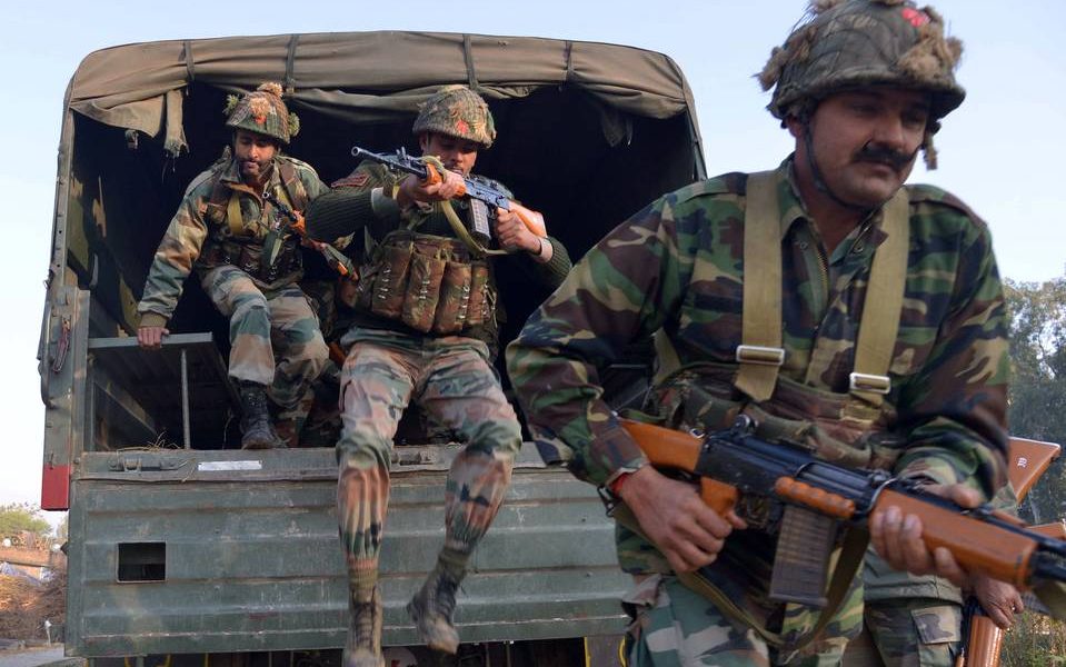 Indian security forces in manhunt for perpetrators of Kashmir attack