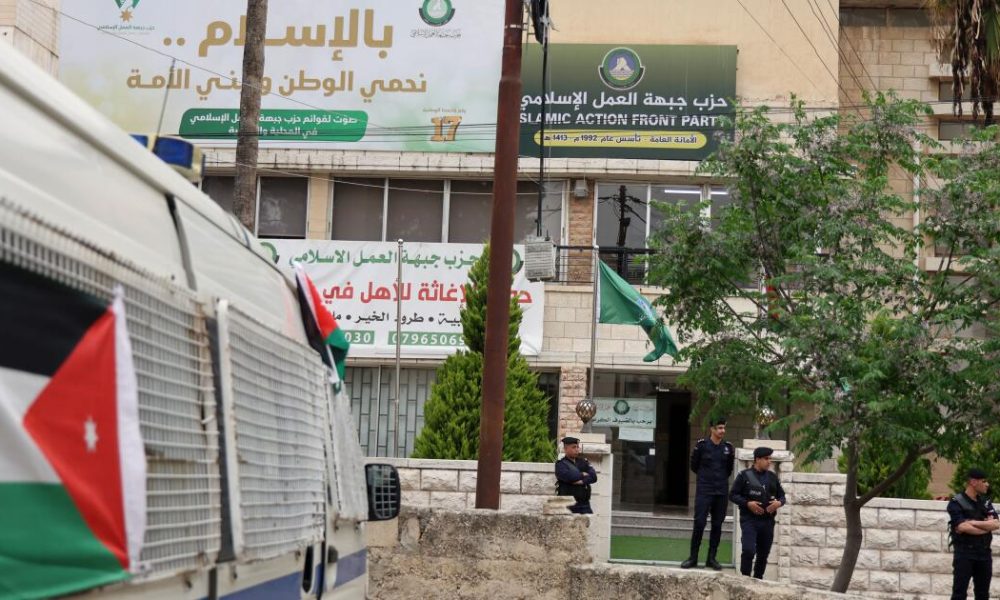 Jordan shuts local branch of Muslim brotherhood, after arrests
