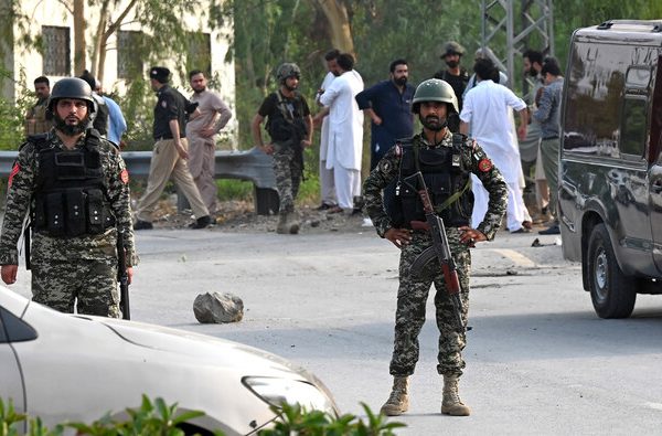Pakistani troops