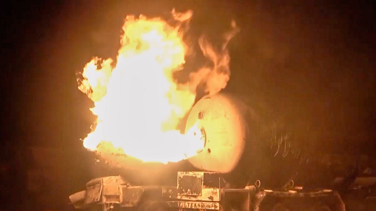 US strikes on a Yemeni oil port