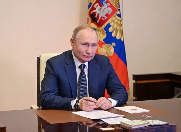 Putin declines to defend Iran in event of US attack
