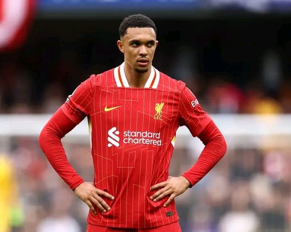 BREAKING: Alexander-Arnold confirms Liverpool exit