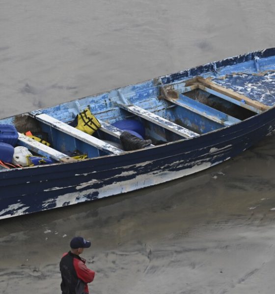 Boat capsizes of California coast, 3 dead, 5 missing.