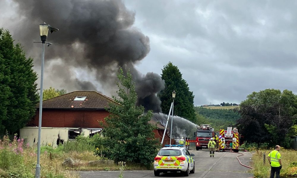 Boy dires in Gateshead fire, fourteen children arrested