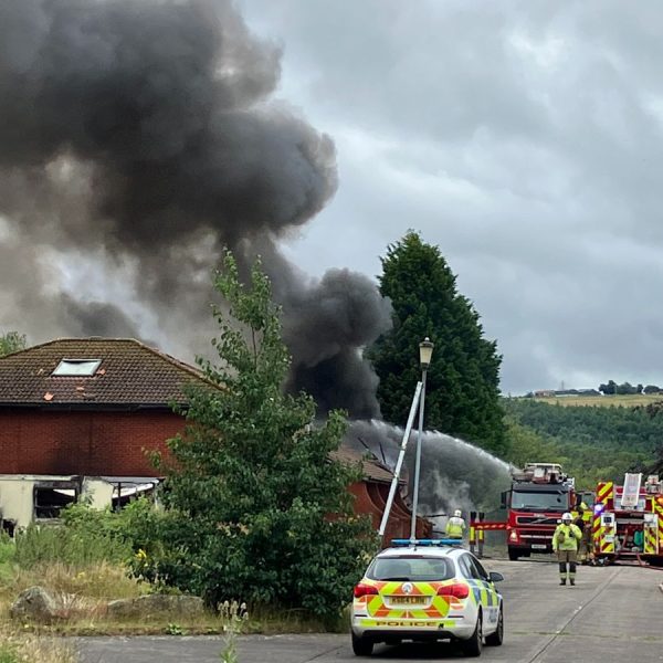 Boy dires in Gateshead fire, fourteen children arrested