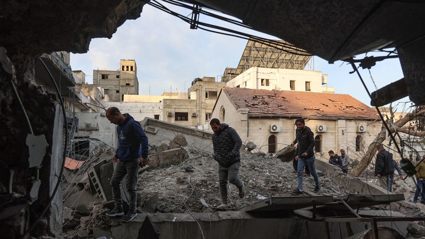 Deadly strikes from Israel hit Gaza hospitals