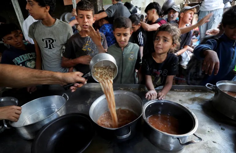 29 deaths in Gaza linked to starvation, health minister says