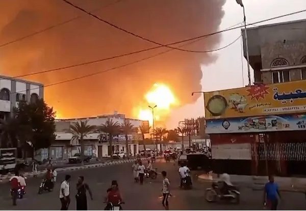 Israel launches deadly airstgrikes on Yemen's Sanaa airport