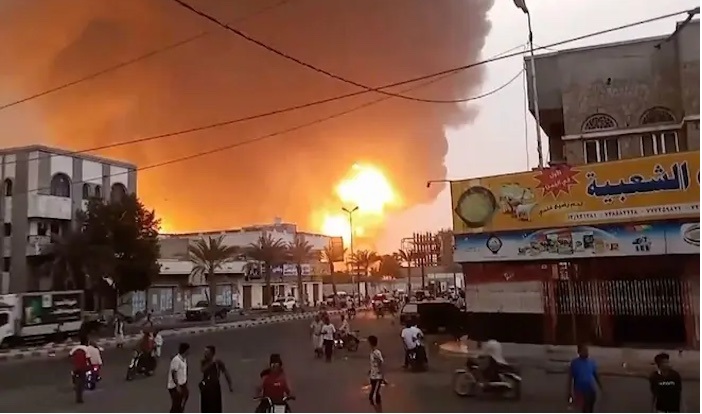 Israel launches deadly airstgrikes on Yemen's Sanaa airport