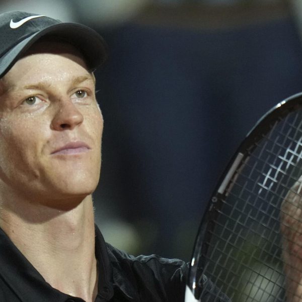 Jannik Sinner rejoice in comeback win