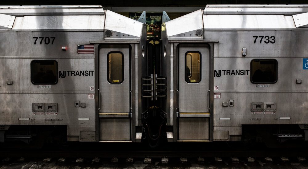 NJ Transit warns of looming rail strike