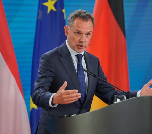 Netherlands calls for review of EU-Israel trade deal