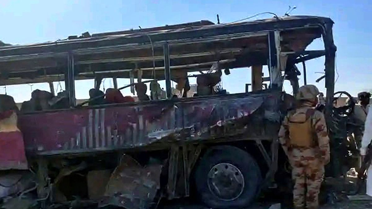 Pakistan blames India for bus attack