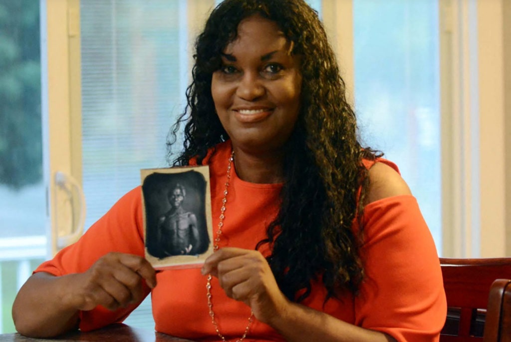 Harvard accepts to transfer photos of enslaved people to African American museum