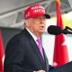 Trump hails WWest Point graduates