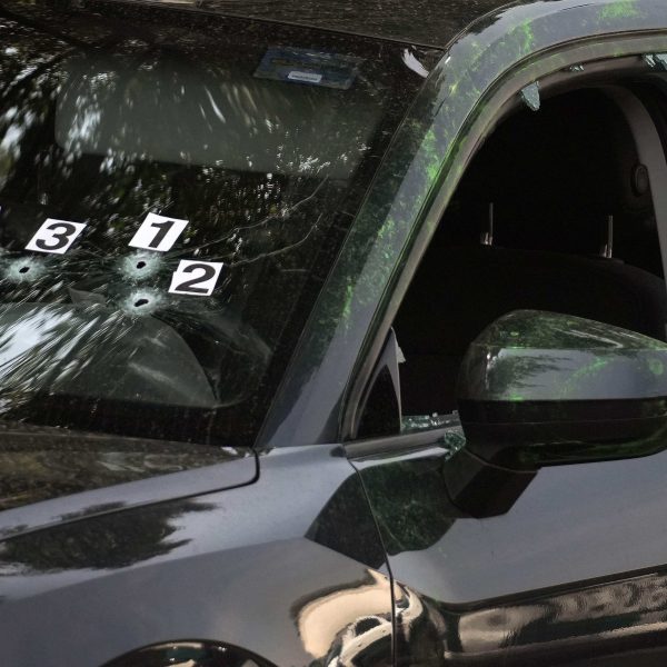 Two top aides of Mexico city's Mayor, murdered in suspected cartel hit
