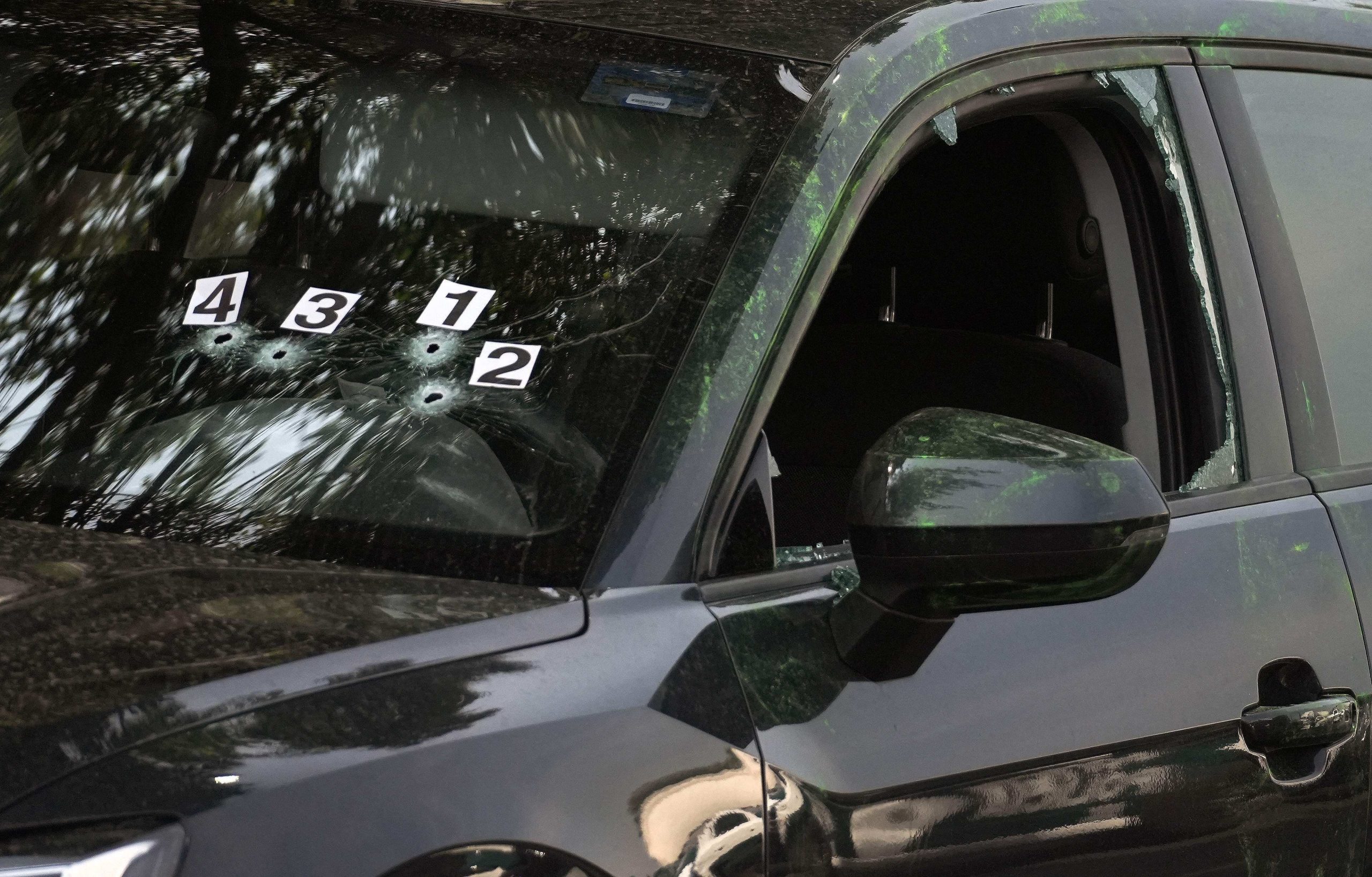 Two top aides of Mexico city's Mayor, murdered in suspected cartel hit
