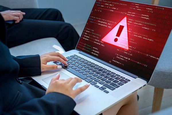 DANGER! Experts warn against keeping multiple browser tabs open