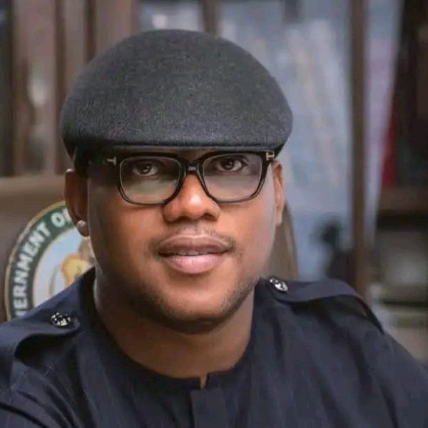 Akwaibom commissioner resigns over Gov’s APC defection