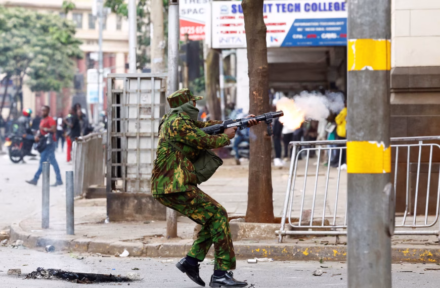 One dead in Kenyan protests over death of blogger in police custody