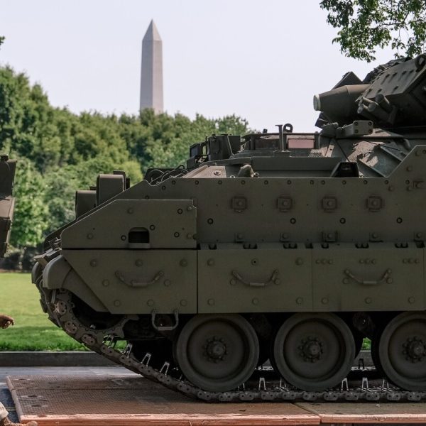DC prepares for Trump's high-profile military parade
